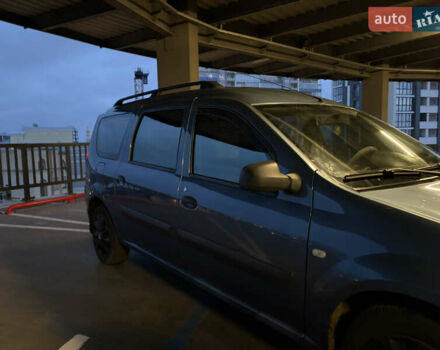 Синий Рено Логан МСВ, объемом двигателя 1.6 л и пробегом 196 тыс. км за 6300 $, фото 4 на Automoto.ua