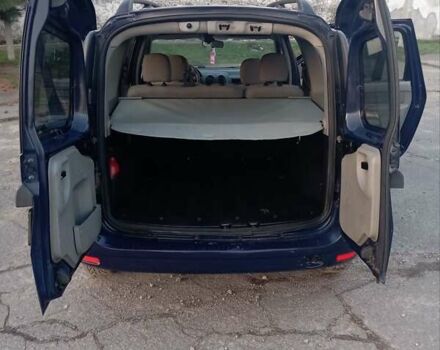 Синий Рено Логан МСВ, объемом двигателя 1.5 л и пробегом 257 тыс. км за 5400 $, фото 12 на Automoto.ua