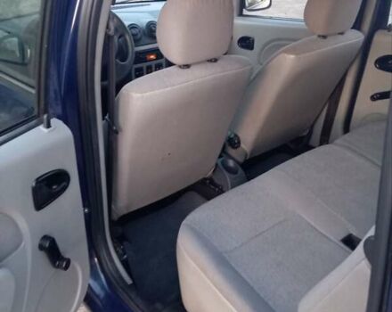 Синий Рено Логан МСВ, объемом двигателя 1.5 л и пробегом 257 тыс. км за 5400 $, фото 3 на Automoto.ua