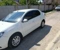 Белый Рено Логан, объемом двигателя 1.1 л и пробегом 86 тыс. км за 5800 $, фото 2 на Automoto.ua