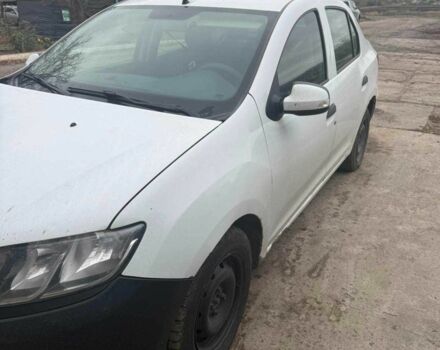 Белый Рено Логан, объемом двигателя 1.5 л и пробегом 320 тыс. км за 4500 $, фото 4 на Automoto.ua