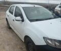 Белый Рено Логан, объемом двигателя 1.5 л и пробегом 320 тыс. км за 4500 $, фото 3 на Automoto.ua