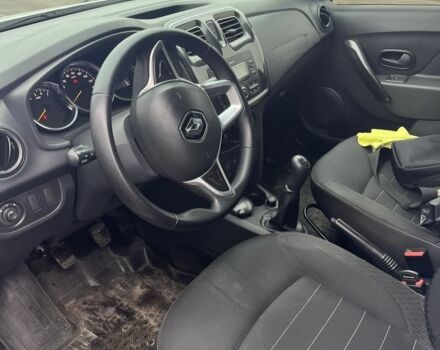 Білий Рено Логан, об'ємом двигуна 1 л та пробігом 120 тис. км за 7500 $, фото 4 на Automoto.ua