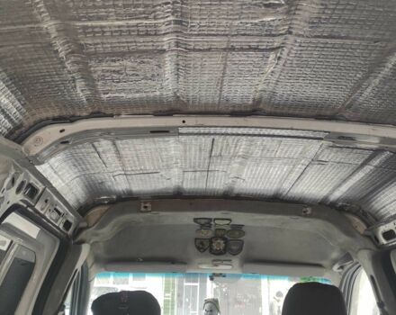 Белый Рено Логан, объемом двигателя 1.6 л и пробегом 1 тыс. км за 2800 $, фото 3 на Automoto.ua