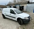 Белый Рено Логан, объемом двигателя 5 л и пробегом 280 тыс. км за 168000 $, фото 1 на Automoto.ua