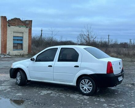 Білий Рено Логан, об'ємом двигуна 1.4 л та пробігом 300 тис. км за 1699 $, фото 2 на Automoto.ua