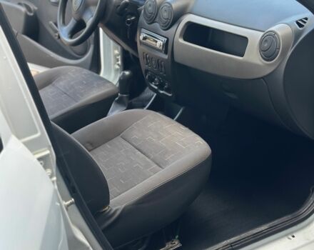 Білий Рено Логан, об'ємом двигуна 1.4 л та пробігом 82 тис. км за 4200 $, фото 10 на Automoto.ua