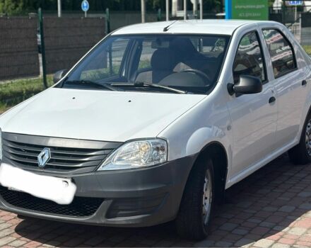 Білий Рено Логан, об'ємом двигуна 1.4 л та пробігом 82 тис. км за 4200 $, фото 3 на Automoto.ua