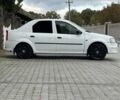 Белый Рено Логан, объемом двигателя 1.39 л и пробегом 387 тыс. км за 2499 $, фото 9 на Automoto.ua