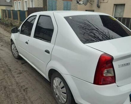 Белый Рено Логан, объемом двигателя 1.39 л и пробегом 276 тыс. км за 2950 $, фото 2 на Automoto.ua