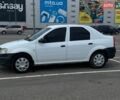 Білий Рено Логан, об'ємом двигуна 1.39 л та пробігом 260 тис. км за 3500 $, фото 2 на Automoto.ua