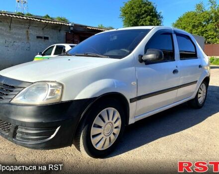 Білий Рено Логан, об'ємом двигуна 1.4 л та пробігом 280 тис. км за 1900 $, фото 1 на Automoto.ua