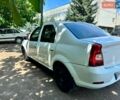 Белый Рено Логан, объемом двигателя 1.39 л и пробегом 300 тыс. км за 1800 $, фото 1 на Automoto.ua