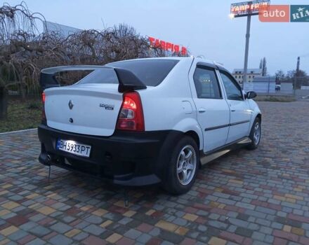 Белый Рено Логан, объемом двигателя 1.39 л и пробегом 170 тыс. км за 1999 $, фото 8 на Automoto.ua