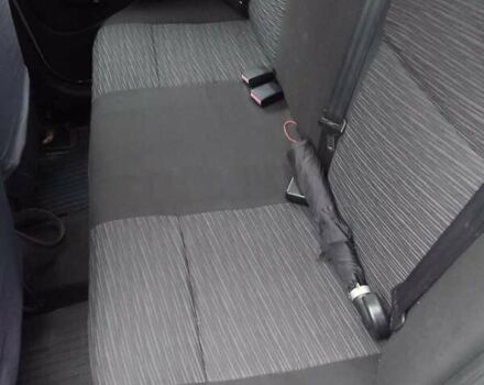 Белый Рено Логан, объемом двигателя 1.39 л и пробегом 274 тыс. км за 3300 $, фото 2 на Automoto.ua