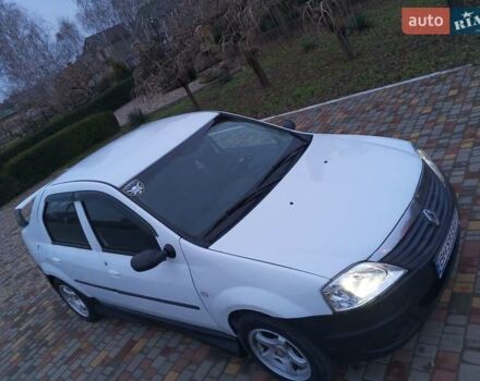 Белый Рено Логан, объемом двигателя 1.39 л и пробегом 170 тыс. км за 1999 $, фото 12 на Automoto.ua