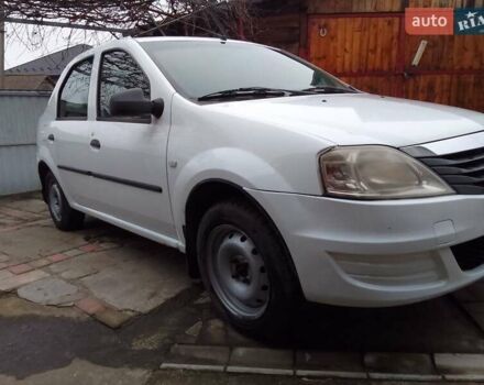 Белый Рено Логан, объемом двигателя 1.39 л и пробегом 274 тыс. км за 3300 $, фото 8 на Automoto.ua