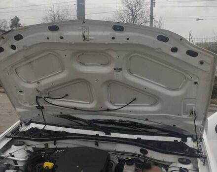 Белый Рено Логан, объемом двигателя 1.39 л и пробегом 280 тыс. км за 3500 $, фото 13 на Automoto.ua