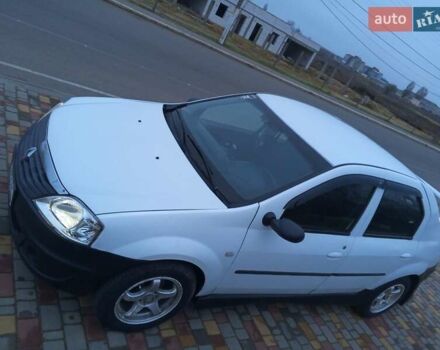 Белый Рено Логан, объемом двигателя 1.39 л и пробегом 170 тыс. км за 1999 $, фото 14 на Automoto.ua