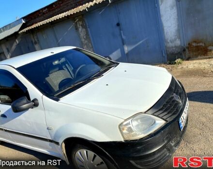 Білий Рено Логан, об'ємом двигуна 1.4 л та пробігом 280 тис. км за 1900 $, фото 4 на Automoto.ua