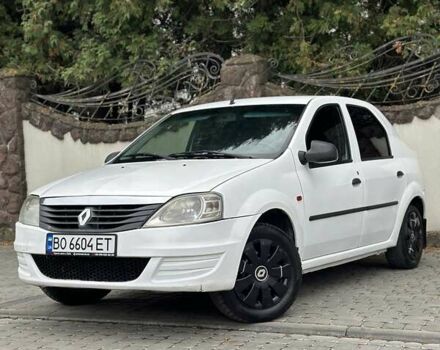 Белый Рено Логан, объемом двигателя 1.39 л и пробегом 387 тыс. км за 2499 $, фото 3 на Automoto.ua