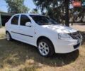 Белый Рено Логан, объемом двигателя 1.39 л и пробегом 260 тыс. км за 3200 $, фото 1 на Automoto.ua