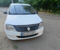 Белый Рено Логан, объемом двигателя 1.4 л и пробегом 300 тыс. км за 3200 $, фото 1 на Automoto.ua