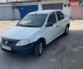 Білий Рено Логан, об'ємом двигуна 1.39 л та пробігом 218 тис. км за 4200 $, фото 1 на Automoto.ua