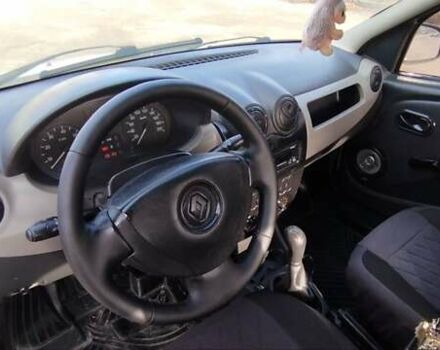 Білий Рено Логан, об'ємом двигуна 1.39 л та пробігом 670 тис. км за 1750 $, фото 11 на Automoto.ua