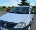 Белый Рено Логан, объемом двигателя 1.4 л и пробегом 260 тыс. км за 3500 $, фото 1 на Automoto.ua