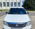 Белый Рено Логан, объемом двигателя 1.39 л и пробегом 260 тыс. км за 3200 $, фото 1 на Automoto.ua