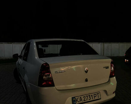 Белый Рено Логан, объемом двигателя 1.39 л и пробегом 210 тыс. км за 2700 $, фото 5 на Automoto.ua