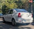 Белый Рено Логан, объемом двигателя 1.39 л и пробегом 450 тыс. км за 3350 $, фото 5 на Automoto.ua