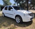 Білий Рено Логан, об'ємом двигуна 1.4 л та пробігом 260 тис. км за 3200 $, фото 1 на Automoto.ua
