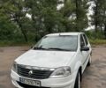 Белый Рено Логан, объемом двигателя 1.39 л и пробегом 450 тыс. км за 2900 $, фото 1 на Automoto.ua