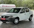 Белый Рено Логан, объемом двигателя 1.4 л и пробегом 386 тыс. км за 1999 $, фото 1 на Automoto.ua