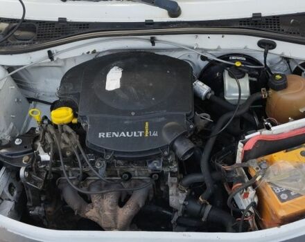 Белый Рено Логан, объемом двигателя 1.4 л и пробегом 670 тыс. км за 1750 $, фото 14 на Automoto.ua