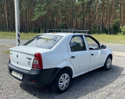 Белый Рено Логан, объемом двигателя 1.4 л и пробегом 287 тыс. км за 1850 $, фото 5 на Automoto.ua