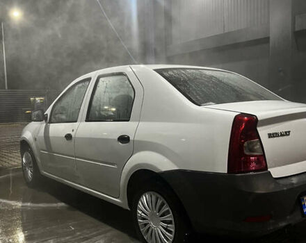 Рено Логан 2011 в Житомире на Automoto.ua Белый Рено Логан, объемом двигателя 1.39 л и пробегом 241 тыс. км за 2700 $, фото 4 на Automoto.ua