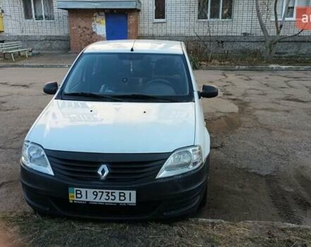 Белый Рено Логан, объемом двигателя 1.39 л и пробегом 132 тыс. км за 5000 $, фото 1 на Automoto.ua