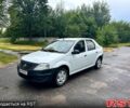 Білий Рено Логан, об'ємом двигуна 1.4 л та пробігом 170 тис. км за 4400 $, фото 1 на Automoto.ua