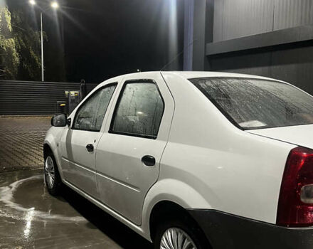 Рено Логан 2011 в Житомире на Automoto.ua Белый Рено Логан, объемом двигателя 1.39 л и пробегом 241 тыс. км за 2700 $, фото 5 на Automoto.ua