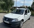 Белый Рено Логан, объемом двигателя 1.4 л и пробегом 287 тыс. км за 1850 $, фото 6 на Automoto.ua