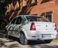 Білий Рено Логан, об'ємом двигуна 1.39 л та пробігом 450 тис. км за 3600 $, фото 5 на Automoto.ua