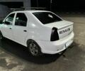 Белый Рено Логан, объемом двигателя 1.4 л и пробегом 2 тыс. км за 3500 $, фото 4 на Automoto.ua