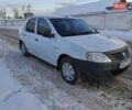 Білий Рено Логан, об'ємом двигуна 1.39 л та пробігом 260 тис. км за 3650 $, фото 3 на Automoto.ua