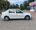 Білий Рено Логан, об'ємом двигуна 1.4 л та пробігом 230 тис. км за 2999 $, фото 3 на Automoto.ua
