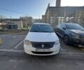 Белый Рено Логан, объемом двигателя 1.4 л и пробегом 491 тыс. км за 1500 $, фото 1 на Automoto.ua