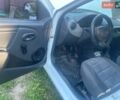 Білий Рено Логан, об'ємом двигуна 1.39 л та пробігом 286 тис. км за 3500 $, фото 2 на Automoto.ua