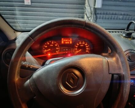 Білий Рено Логан, об'ємом двигуна 1.4 л та пробігом 243 тис. км за 3000 $, фото 15 на Automoto.ua